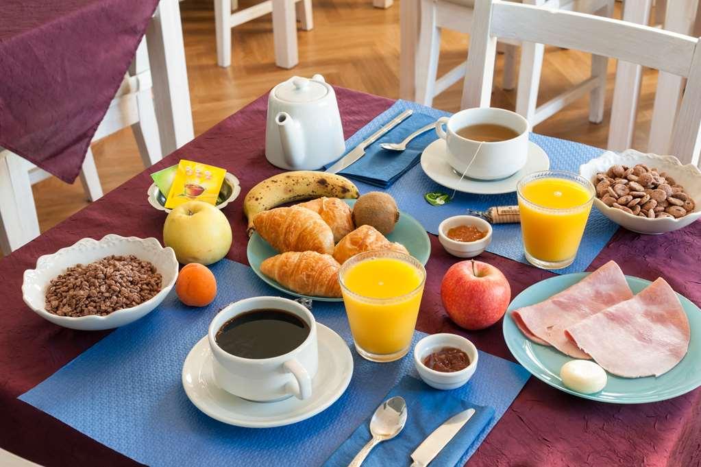 Hotel The Originals Access, Corinna, 2*